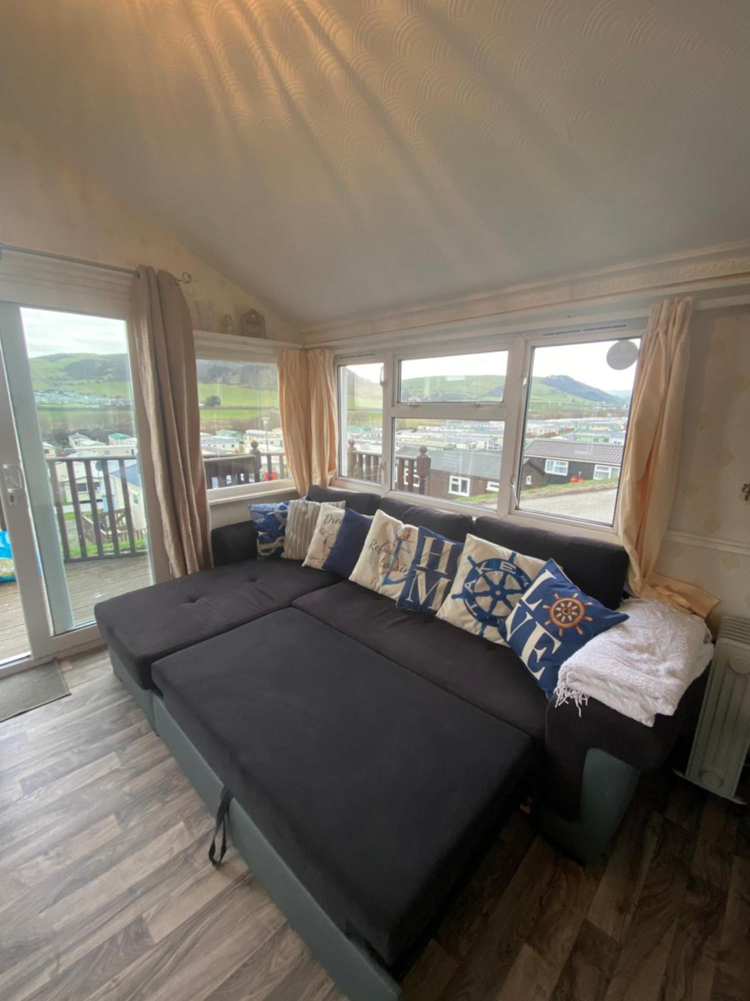5 Clarach Bay * Aberystwyth
